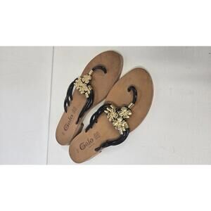 Vintage Golo Women's Leather Sandals‎ Italy Black Straps Gold Floral hardware 8